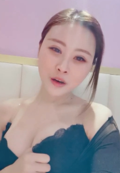 主播快手甜美可可儿最新合集20V5.43G，精彩直播回放