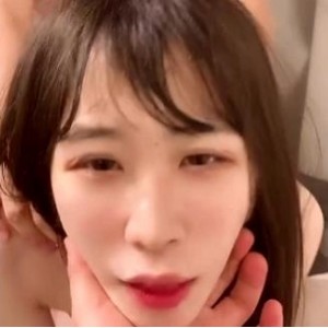 抖M美少女福利姬夏美酱最新合集43V1.1G，岛国超人气情侣自拍