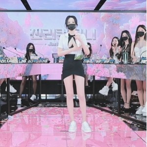 韩国女团直播秀jinricp脱衣热舞第5弹2V6.36G，第二季首播，解压观看