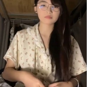 自行打包百度云直播合集49V37G，小狗大学生困困兔