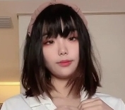 推特JK服装放飞自我小玉儿最新合集1V未知G，青春活力展现