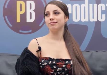 X站PremiumBukkake怼脸上吞金合集44V4.4G，超人气收藏级资源