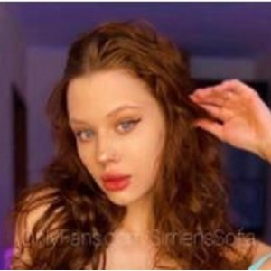 国外live狂野女神SofiaSimens最新合集10V5G，展现迷惑魅力