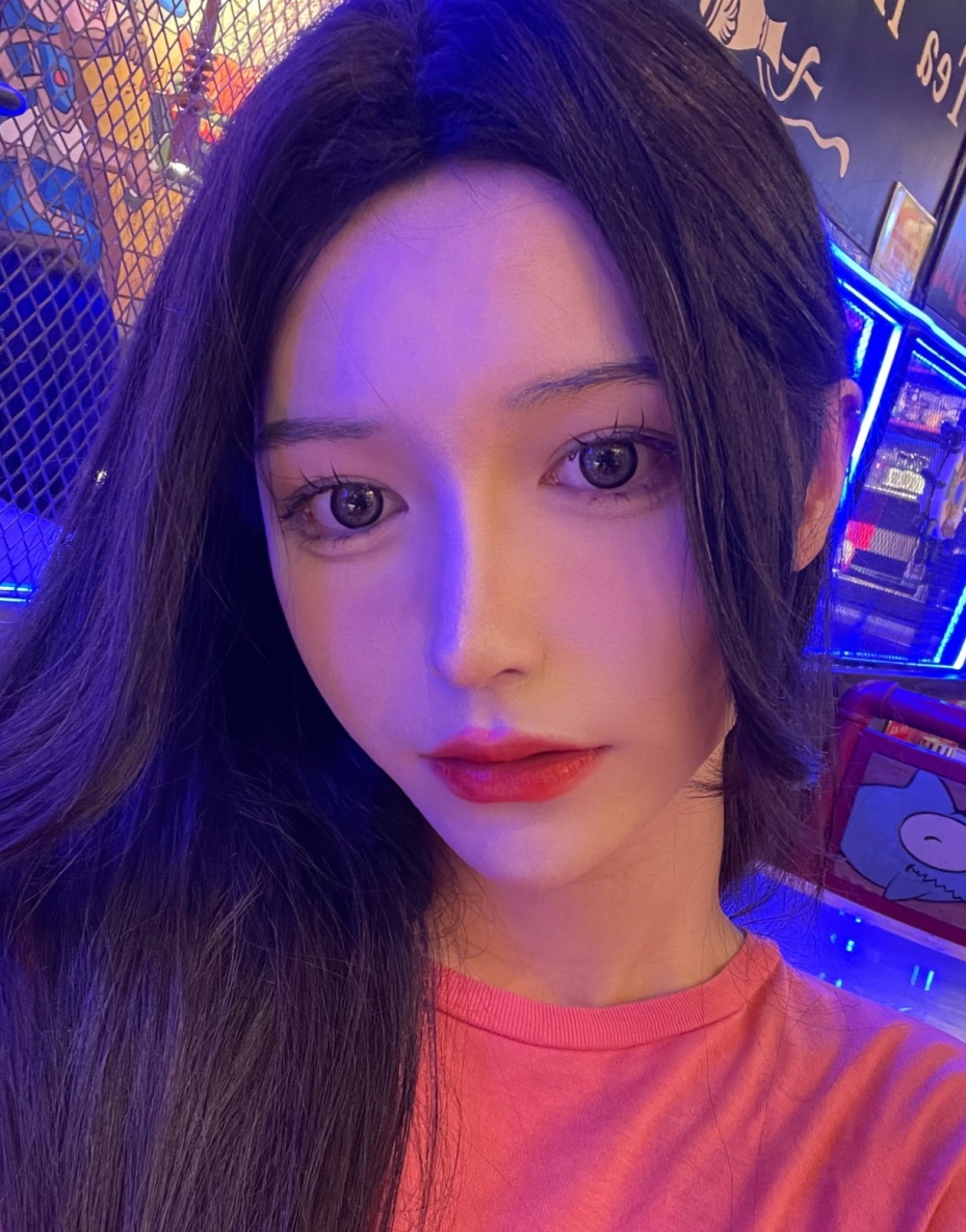 伪娘资源百度盘整理合集22V35P+940MB，脸长小视频分享