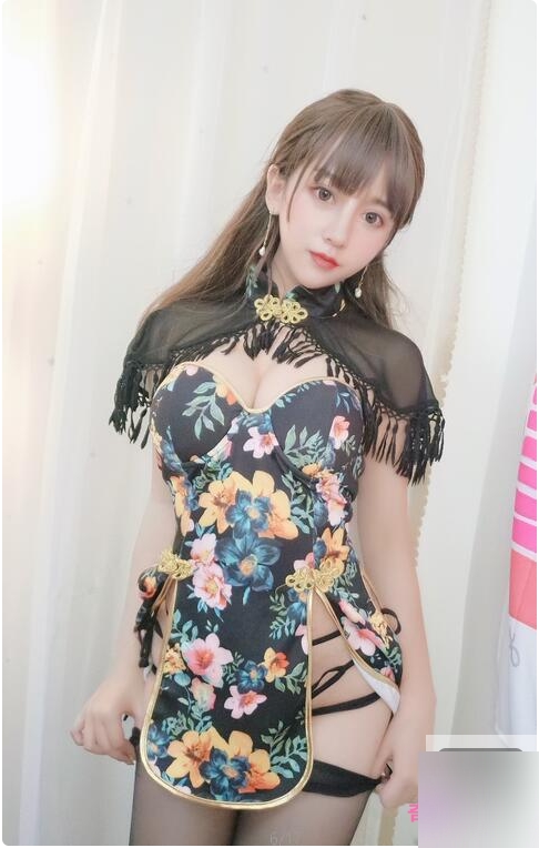 斗鱼过期米线线7G合集：抓住美，不再迷失，性感甜美女孩，视频数量众多，大小7G，尽情享受视觉盛宴。