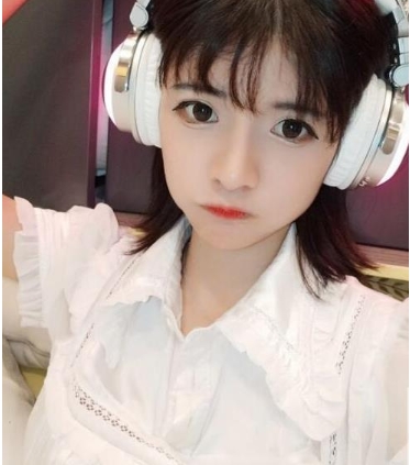 高颜值妹子网红狗头萝莉优质作品合集1V1G，精彩瞬间尽在其中