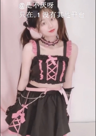 推特不见星空劲爆合集1部50G太经典了