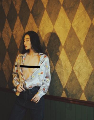 斗鱼逗本逗鸭高冷私拍合集16部346M太撩人