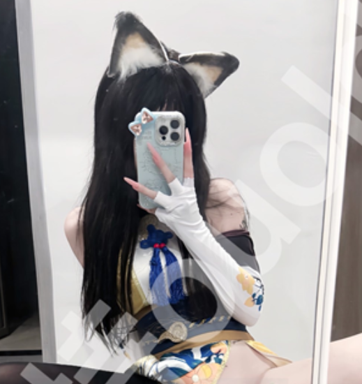 2.4Gouoldll喵TG私拍绝色66部