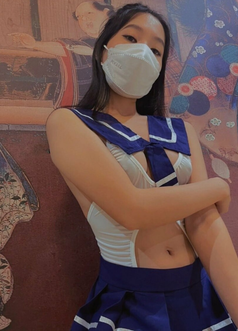 百度ED2K舞蹈系学妹Miuzxc[52V29G]马尾