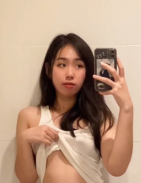 百度盘反差婊小狗福利姬合集46G，精彩内容不容错过