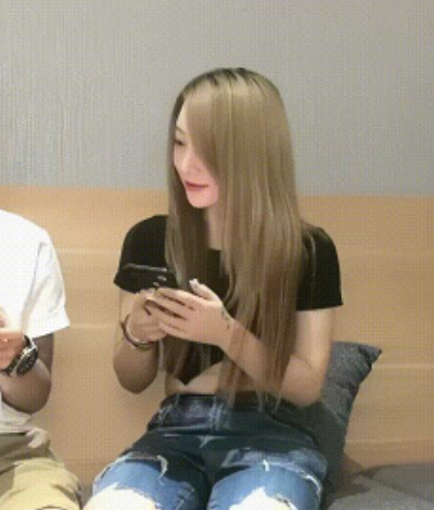 超爽丽丽午夜寻花1部5.89GB4K字幕版