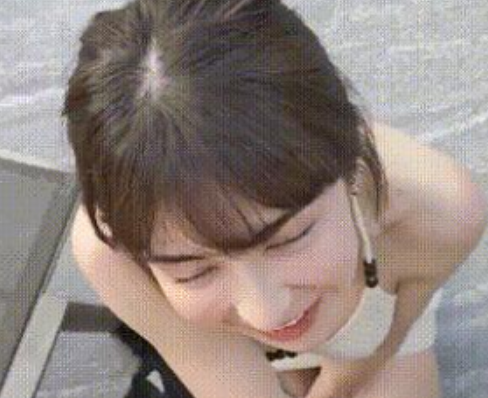丰满推特LunaLoveKiss户外嘴艺1部1.68GB精彩
