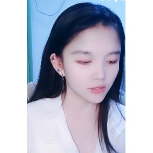 P站月亮女王超反差视频合集22部16.2G稀有珍藏