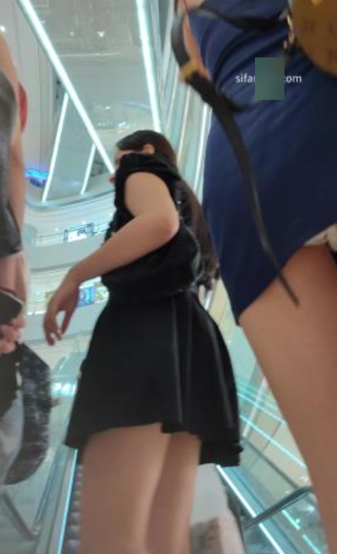 抖音蓝裙热裤妹纯欲风视频合集760MB太顶了