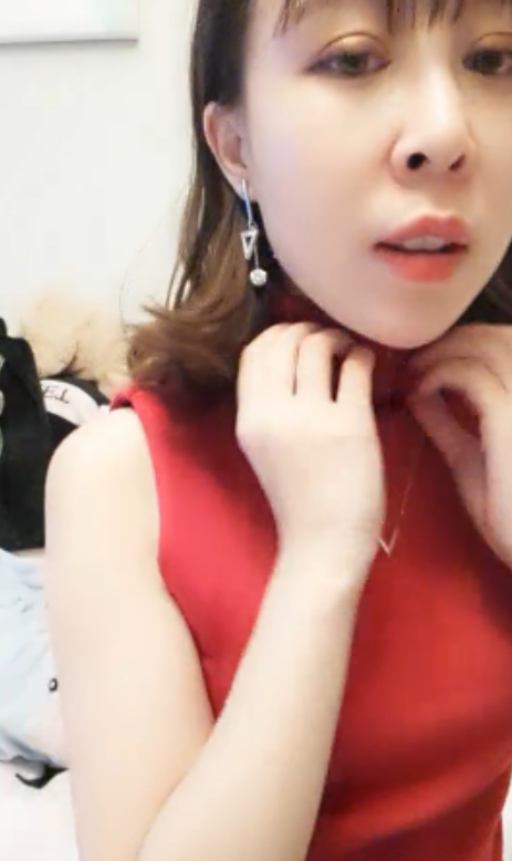 易直播2018丝袜视角92部42G珍藏