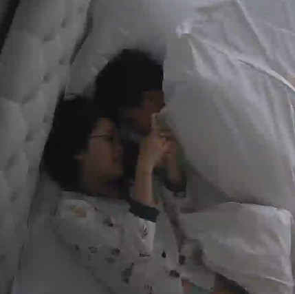 乐橙学妹薄纱透明内衣合集1.49G优质珍藏