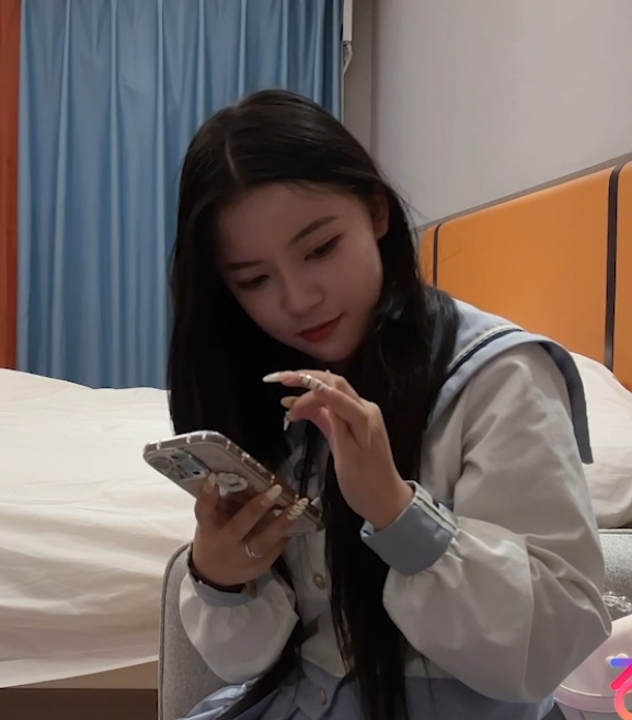 推特探花鸠摩智高清视频12部8.21G太顶了