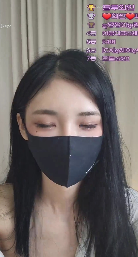 iamriri香艳推上萌妹视频80部21G