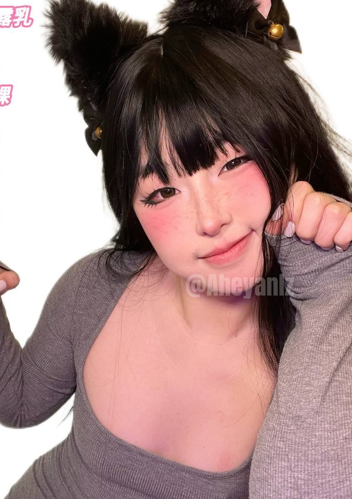 推特Aheyanlz噗噗49部3.1g福利姬劲爆