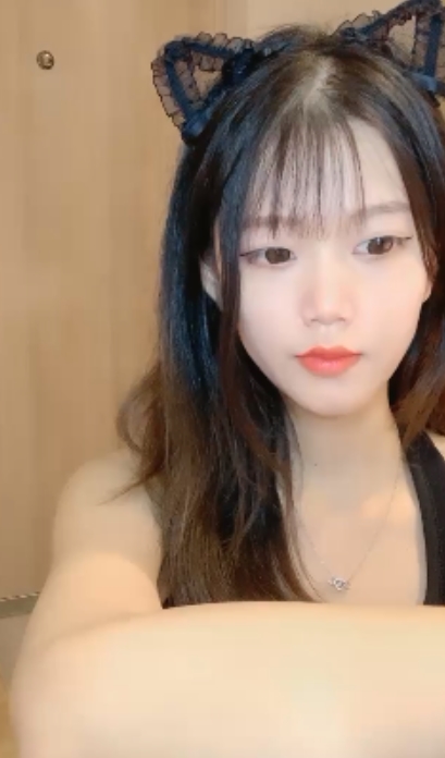 葡萄妹妹热舞13部9.1G优质蜜桃臀珍藏