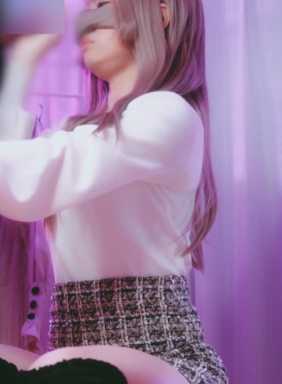 推特Echikano可御可萝492V429.9G优质典藏