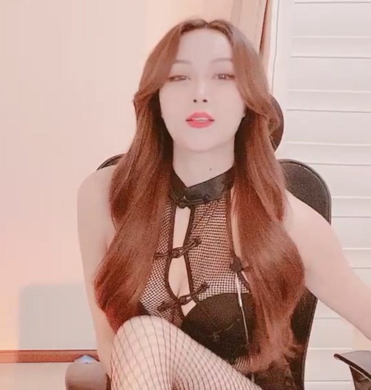 推特ANNVV劲爆私拍合辑108V155.2G绝对珍藏