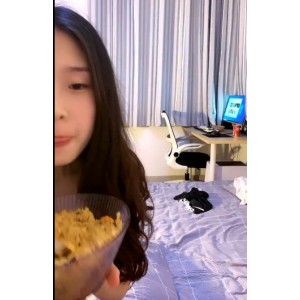 两高颜值优质身材闺蜜一同直播