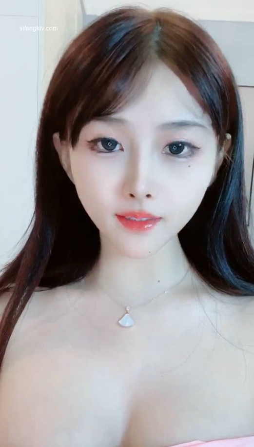 OnlyFans小优馒头嫩模私拍22部25G水润欲滴合集