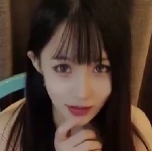 糖糖求助老同学私密剧情1V154MB娇媚动人