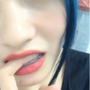 推特网红芒果味的橙子9部奇怪玩具户外视频9G风情万种至极