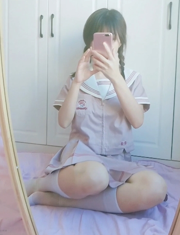 私房平台欢欢萌妹子作品两部3G粉嫩学生感十足