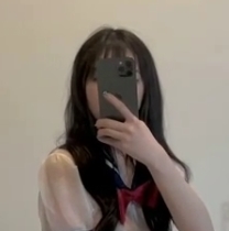 星优儿闺蜜轰趴1V467M多人切磋太辣眼