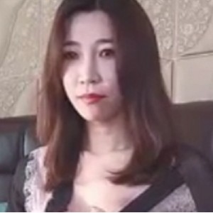 PANS猪猪御姐直播1V1.07G某处若隐若现辣眼