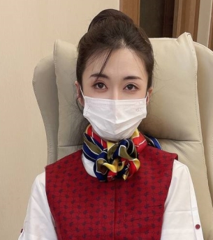 空姐黑丝美腿推特宝马神74V2.88G太顶了